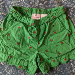 Hanna Andersson Scalloped Apple Shorts Kids 110 Like New